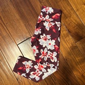 Floral leggings size small
